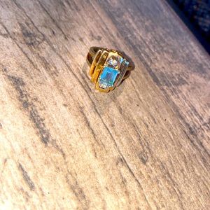Color blue and gold, size 7